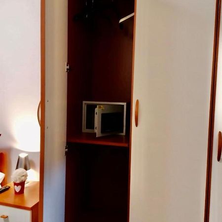 Le Residenze Del Giglio Hotel Cagliari Bagian luar foto