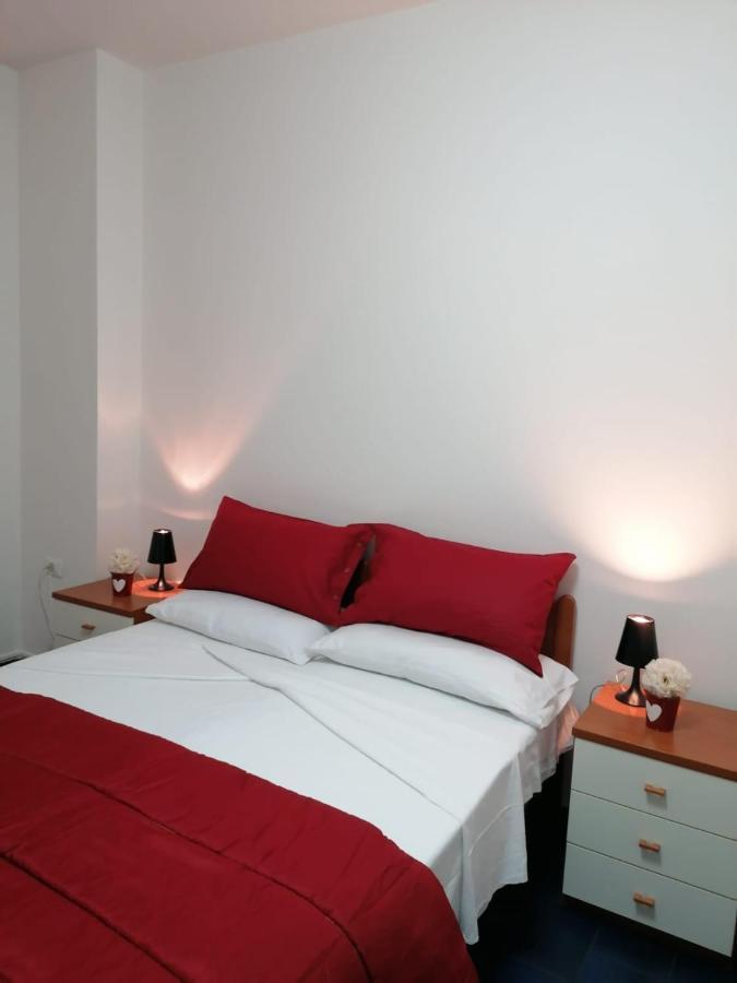Le Residenze Del Giglio Hotel Cagliari Bagian luar foto