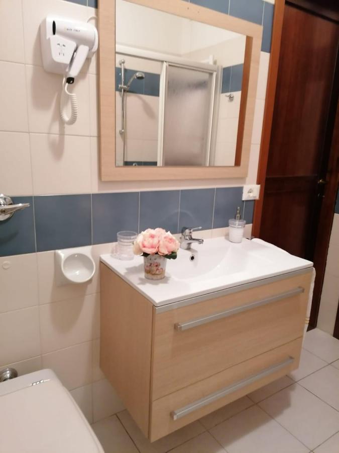 Le Residenze Del Giglio Hotel Cagliari Bagian luar foto