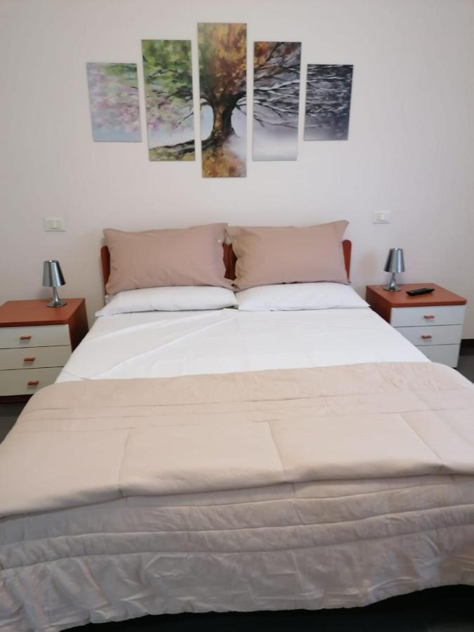 Le Residenze Del Giglio Hotel Cagliari Bagian luar foto