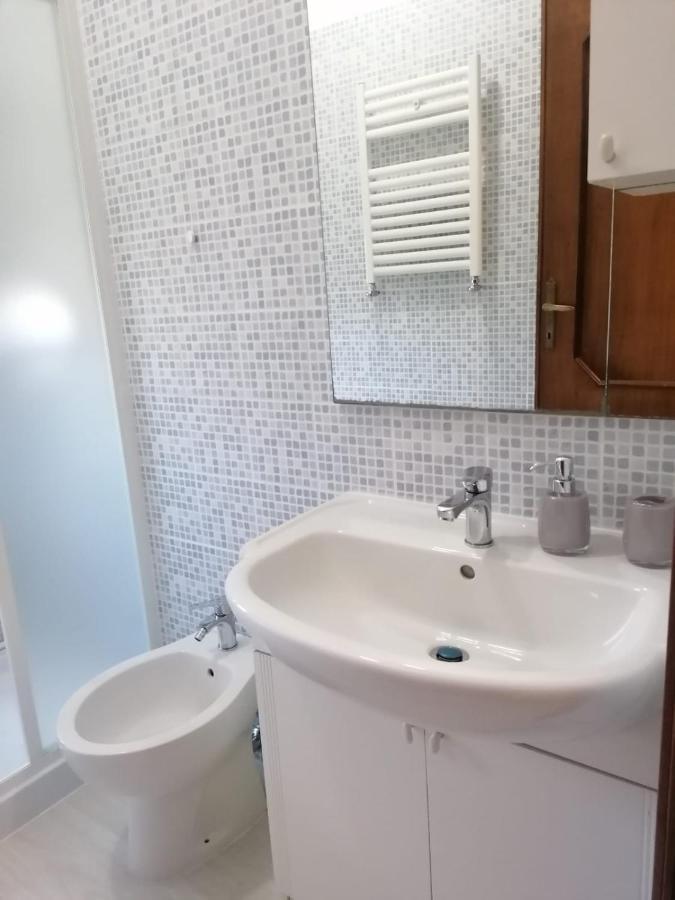 Le Residenze Del Giglio Hotel Cagliari Bagian luar foto