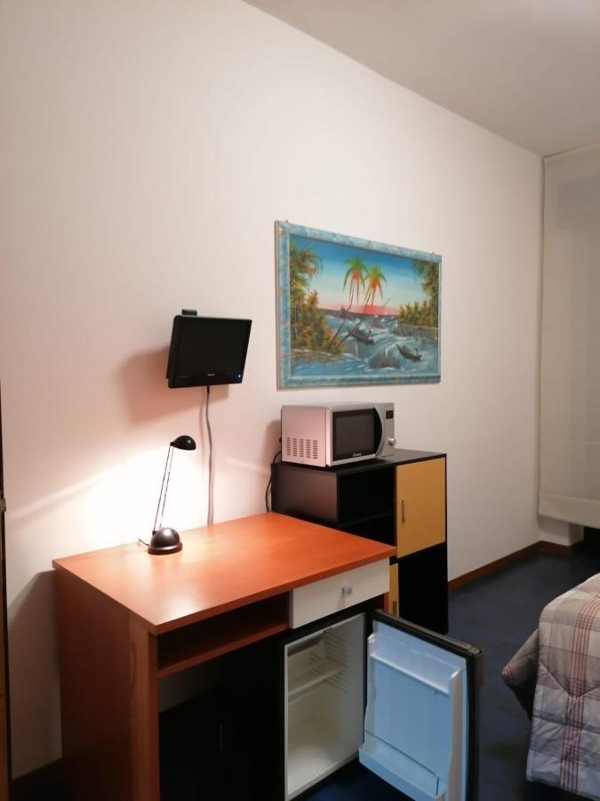Le Residenze Del Giglio Hotel Cagliari Bagian luar foto