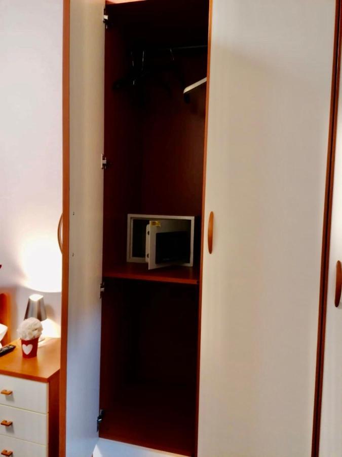 Le Residenze Del Giglio Hotel Cagliari Bagian luar foto